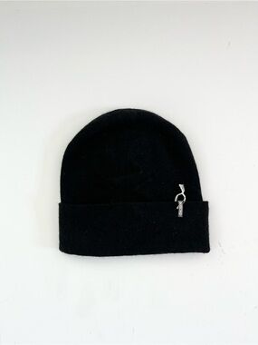 SKIDA Cashmere Beanie Black